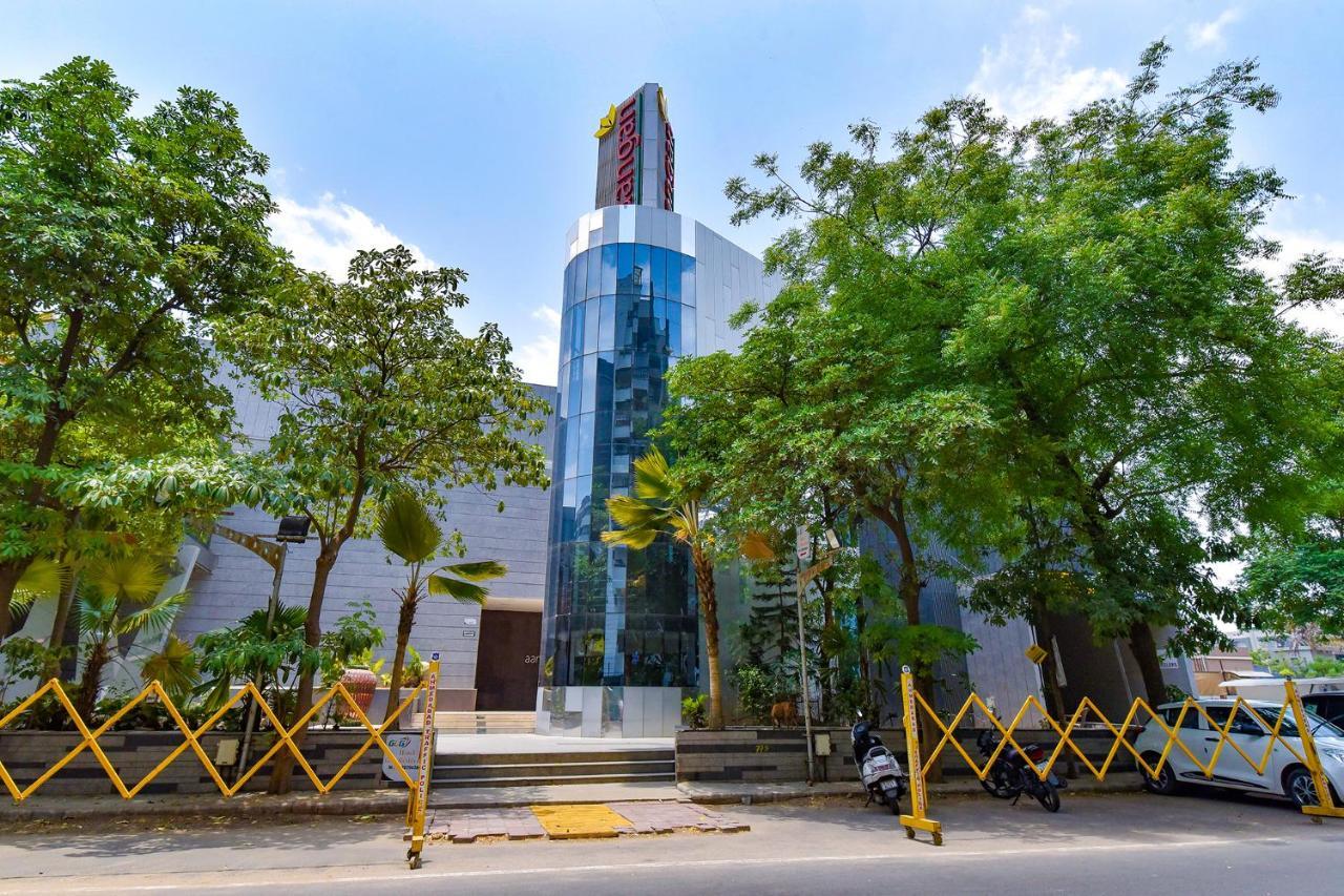 Fabhotel Gl Residency - Satellite อาเมดาบัด ภายนอก รูปภาพ