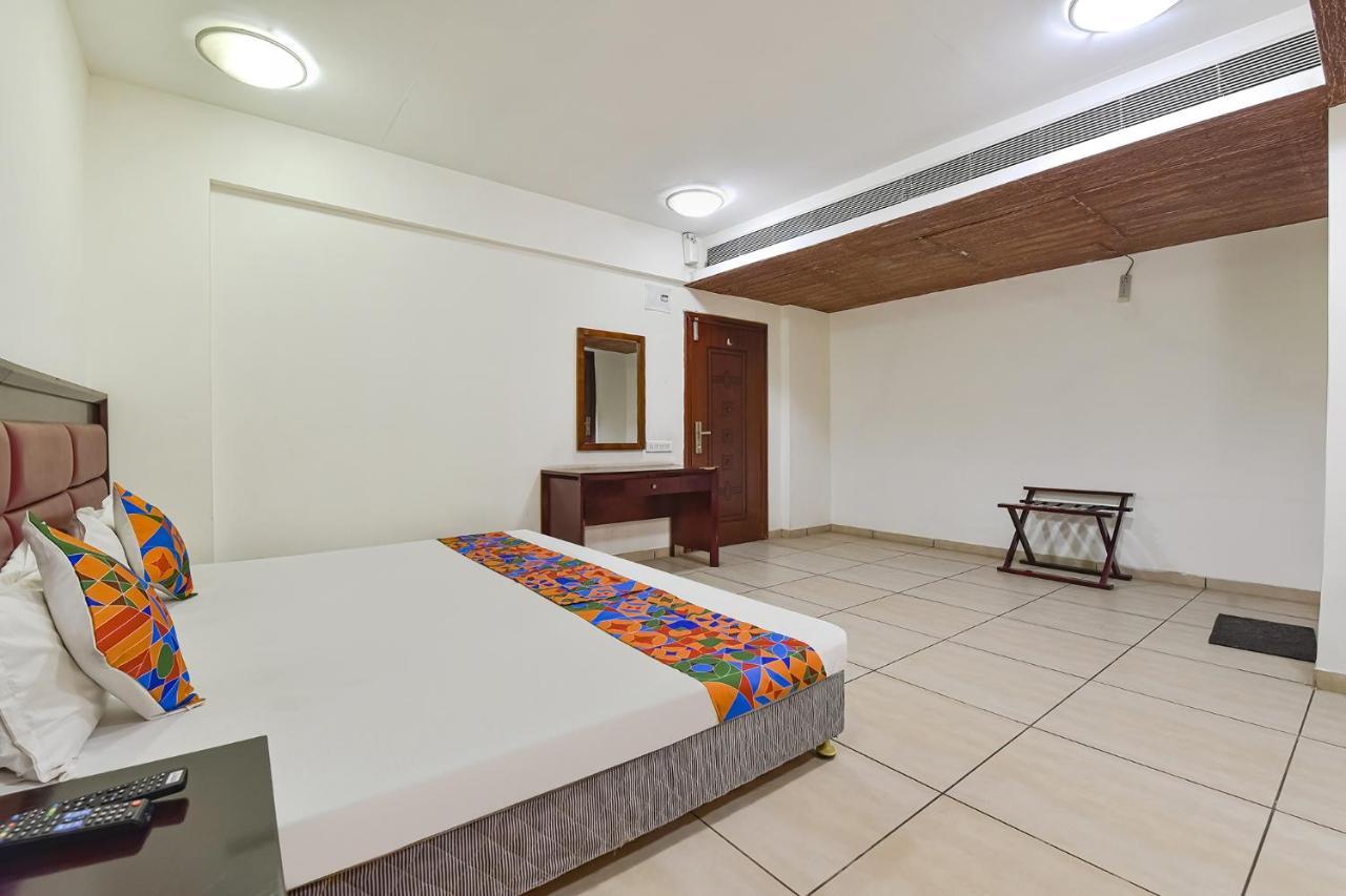 Fabhotel Gl Residency - Satellite อาเมดาบัด ภายนอก รูปภาพ